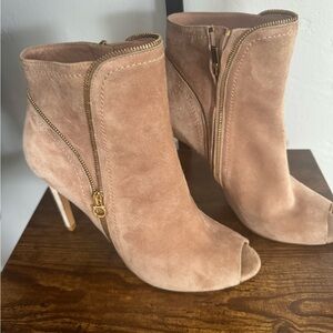 Salvatore ferragano size 7 boots